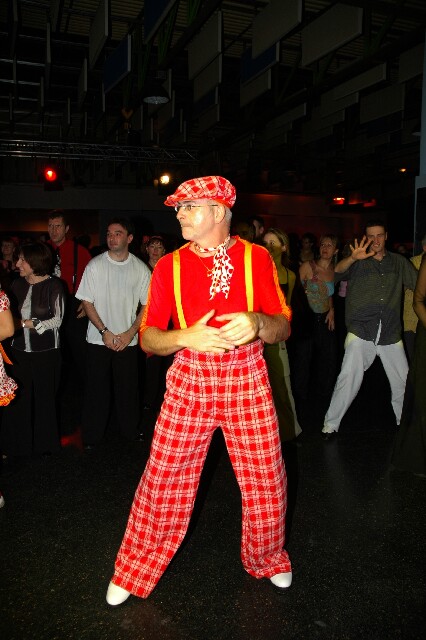 min 2005 11 12 fous swing 269